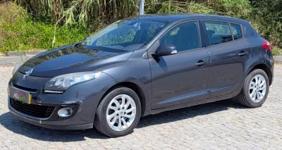 Renault Mégane 2012 - 5500 EUR, 275944 km - AUTO.MOTO.pt - 275944km - foto 2 de 20