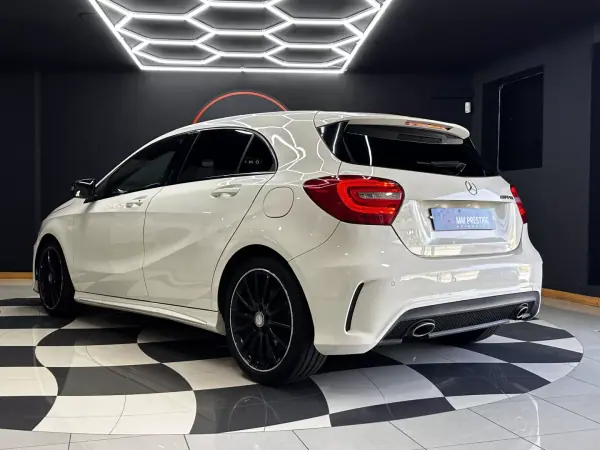 Mercedes-Benz A 180 2014 - 14990 EUR, 196000 km - AUTO.MOTO.pt - 196000km - foto 14 de 26