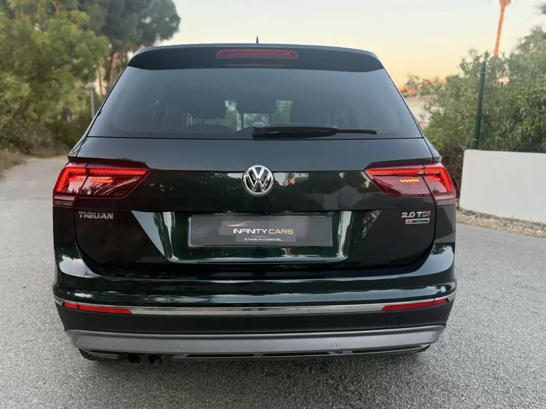 Volkswagen Tiguan 2017 - 22699 EUR, 120000 km - AUTO.MOTO.pt - 120000km - foto 13 de 26