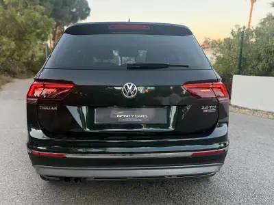 Volkswagen Tiguan 2017 - 22699 EUR, 120000 km - AUTO.MOTO.pt - 120000km - foto 13 de 26