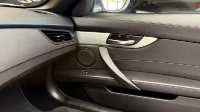 BMW Z4 2011 - 29990 EUR, 117000 km - 117000km - foto 49 de 57