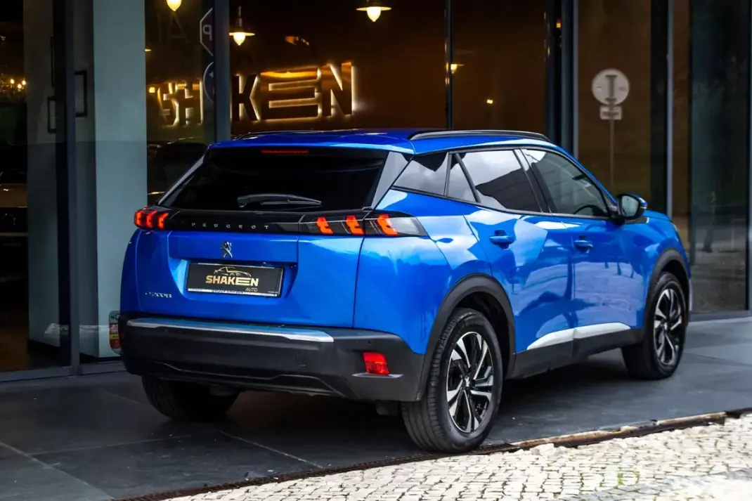 Peugeot e-2008 2021 - 20850 EUR, 60050 km - AUTO.MOTO.pt - 60050km - foto 4 de 44