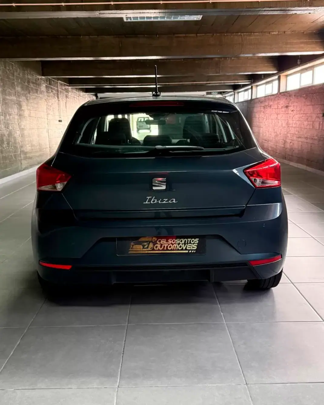 SEAT Ibiza 2024 - 15400 EUR, 31300 km - AUTO.MOTO.pt - 31300km - foto 6 de 12