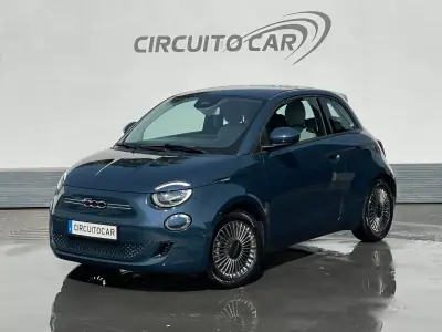 Fiat 500e 2022 - 16750 EUR, 65226 km - AUTO.MOTO.pt - 65226km - foto 1 de 42