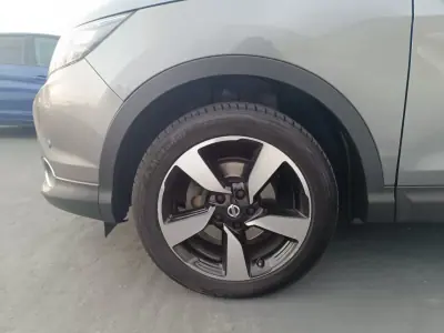 Nissan Qashqai 2016 - 12500 EUR, 183100 km - AUTO.MOTO.pt - 183100km - foto 12 de 36