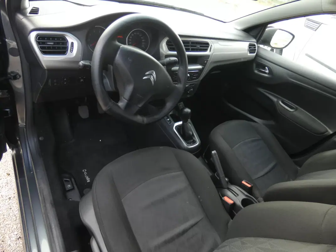 Citroën C-Elysée 2013 - 6750 EUR, 220000 km - AUTO.MOTO.pt - 220000km - foto 7 de 13
