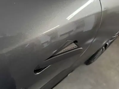 Jaguar F-Type 2018 - 46000 EUR, 64300 km - AUTO.MOTO.pt - 64300km - foto 24 de 135