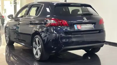 Peugeot 308 2019 - 14900 EUR, 50000 km - AUTO.MOTO.pt - 50000km - foto 7 de 51