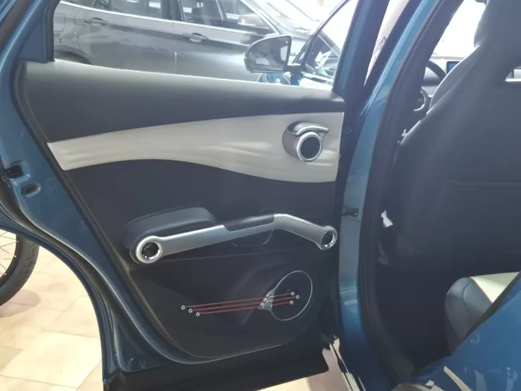 BYD Atto 3 2022 - 27500 EUR, 67500 km - AUTO.MOTO.pt - 67500km - foto 15 de 39