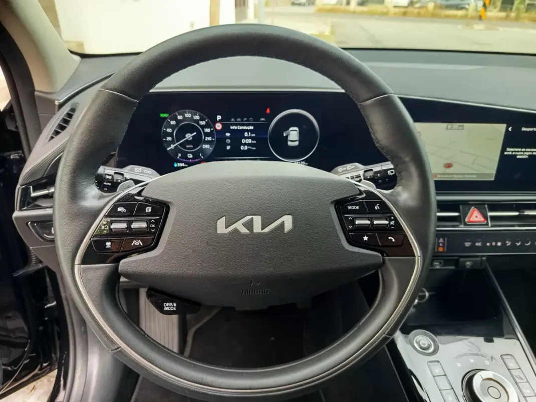 Kia e-Niro 2023 - 27490 EUR, 74100 km - 74100km - foto 16 de 19