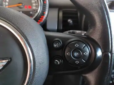 MINI Cooper 2014 - 11100 EUR, 166000 km - AUTO.MOTO.pt - 166000km - foto 26 de 37