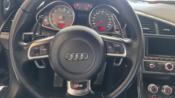Audi R8 Coupé 2008 - 69500 EUR, 124927 km - AUTO.MOTO.pt - 124927km - foto 41 de 53