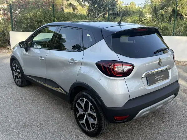 Renault Captur 2019 - 15999 EUR, 7000 km - AUTO.MOTO.pt - 7000km - foto 9 de 15