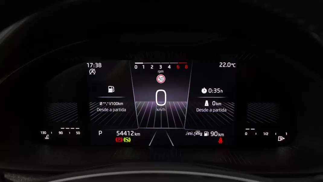 Skoda Kamiq 2024 - 18850 EUR, 54000 km - AUTO.MOTO.pt - 54000km - foto 23 de 33