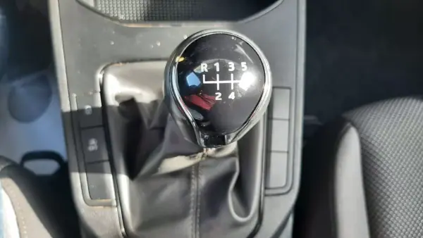 SEAT Ibiza 2021 - 11990 EUR, 57529 km - AUTO.MOTO.pt - 57529km - foto 48 de 51