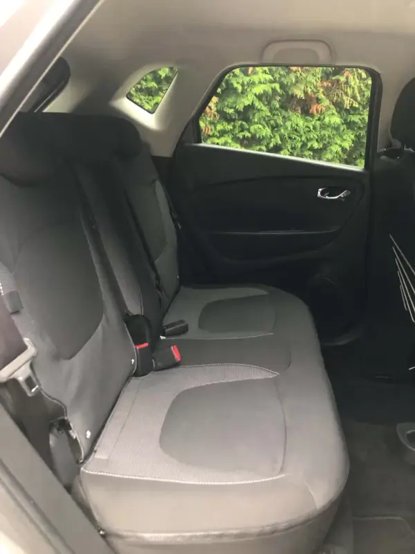 Renault Captur 2017 - 10900 EUR, 116000 km - 116000km - foto 24 de 32