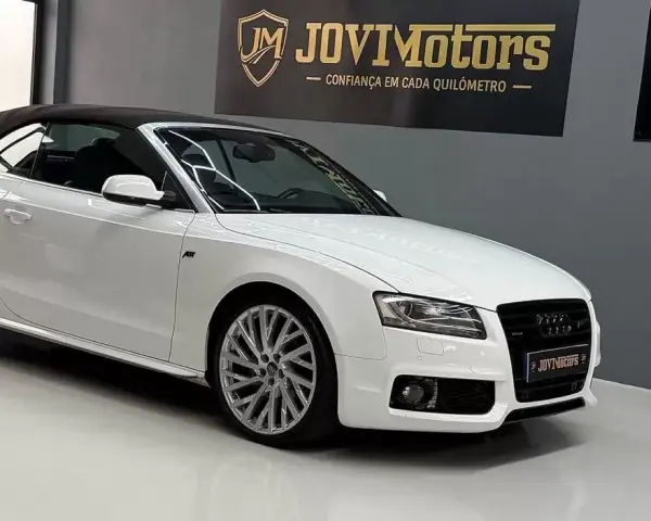 Audi A5 Cabrio 2009 - 16950 EUR, 195556 km - AUTO.MOTO.pt - 195556km - foto 3 de 38
