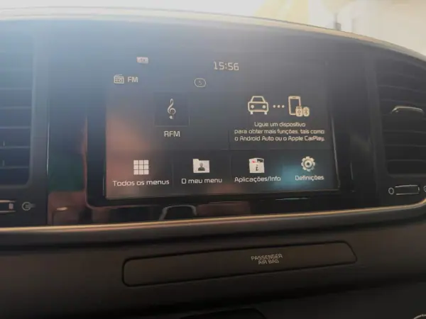 Kia Sportage 2019 - 17950 EUR, 97300 km - 97300km - foto 8 de 11