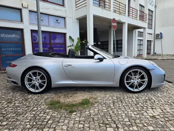 Porsche 911 2018 - 119950 EUR, 78000 km - AUTO.MOTO.pt - 78000km - foto 2 de 11