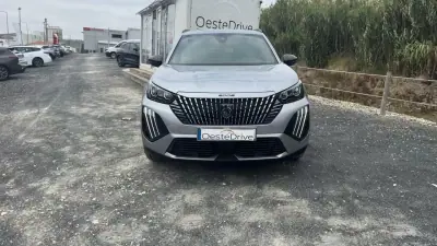 Peugeot 2008 2025 - 24900 EUR, 26000 km - AUTO.MOTO.pt - 26000km - foto 2 de 27