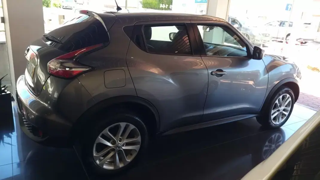 Nissan Juke 2017 - 13949 EUR, 78407 km - 78407km - foto 3 de 18