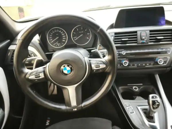 BMW 120 2014 - 17900 EUR, 180000 km - AUTO.MOTO.pt - 180000km - foto 33 de 34