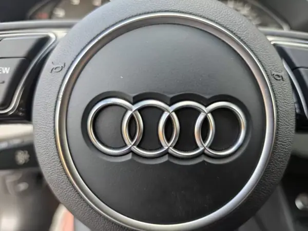 Audi A4 Avant 2019 - 23990 EUR, 79500 km - 79500km - foto 32 de 46