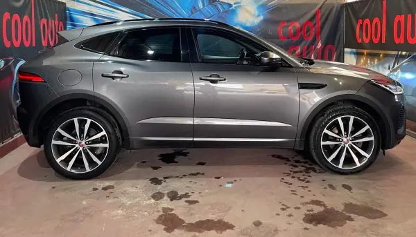 Jaguar E-Pace 2018 - 20899 EUR, 129000 km - 129000km - foto 4 de 48