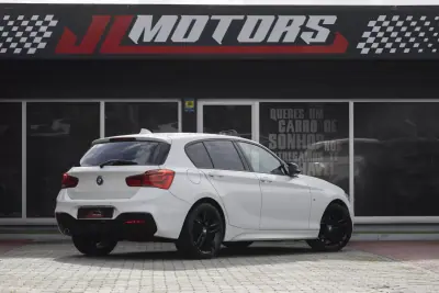 BMW 114 2017 - 16900 EUR, 135925 km - AUTO.MOTO.pt - 135925km - foto 26 de 28