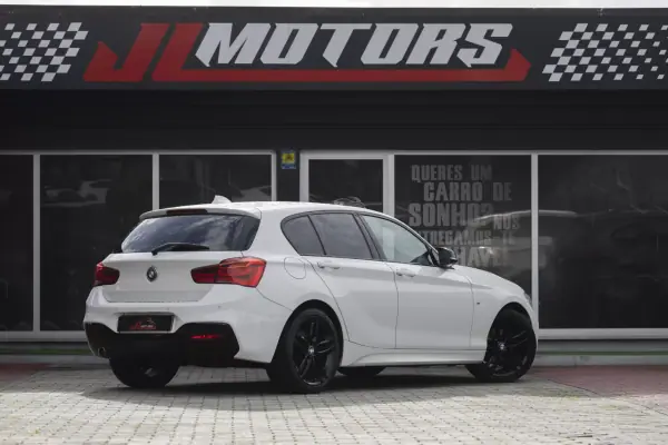 BMW 114 2017 - 16900 EUR, 135925 km - AUTO.MOTO.pt - 135925km - foto 26 de 28