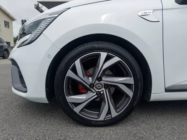 Renault Clio 2020 - 14990 EUR, 113000 km - AUTO.MOTO.pt - 113000km - foto 12 de 38