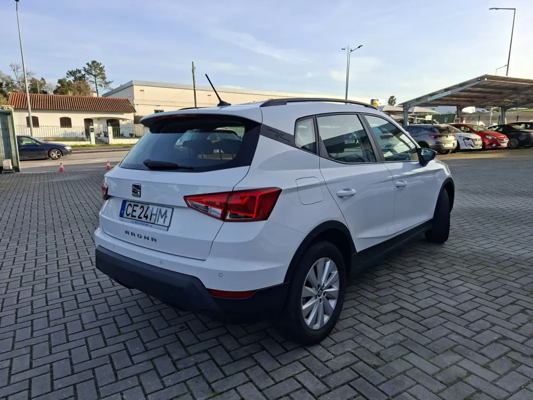 SEAT Arona 2021 - 15500 EUR, 49500 km - AUTO.MOTO.pt - 49500km - foto 6 de 31