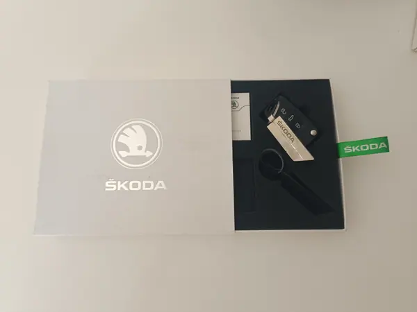 Skoda Fabia Break 2018 - 8900 EUR, 84000 km - AUTO.MOTO.pt - 84000km - foto 17 de 17