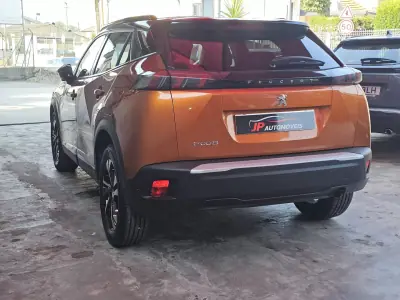 Peugeot 2008 2023 - 14999 EUR, 86000 km - 86000km - foto 12 de 12