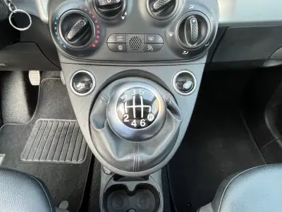 Fiat 500 2021 - 10750 EUR, 102000 km - AUTO.MOTO.pt - 102000km - foto 18 de 39
