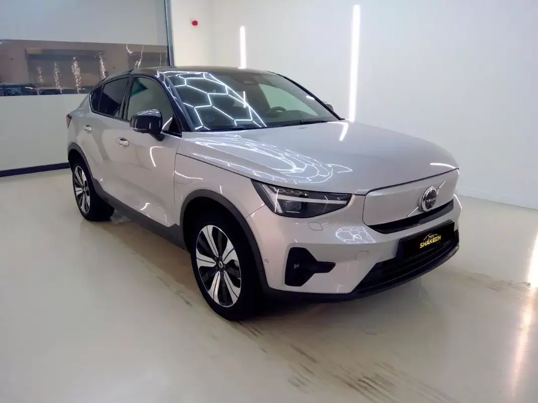 Volvo C40 2021 - 30850 EUR, 80503 km - 80503km - foto 2 de 10