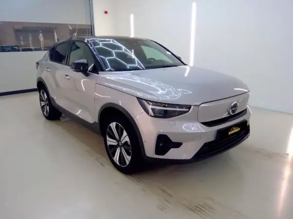 Volvo C40 Recharge Twin Motor Core 2021 Elétrico
