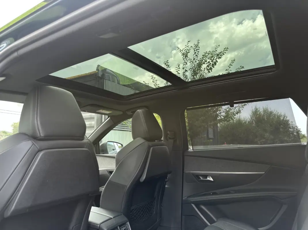 Peugeot 5008 2019 - 15900 EUR, 180000 km - 180000km - foto 57 de 70