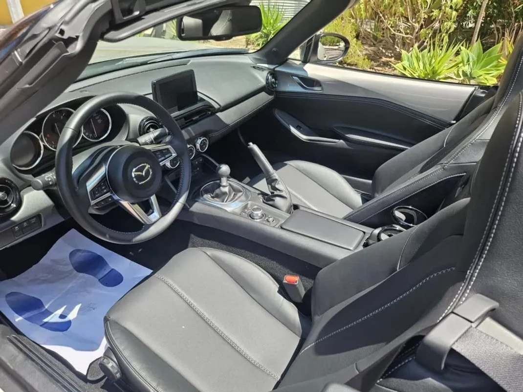 Mazda MX-5 2022 - 31480 EUR, 2900 km - AUTO.MOTO.pt - 2900km - foto 5 de 19