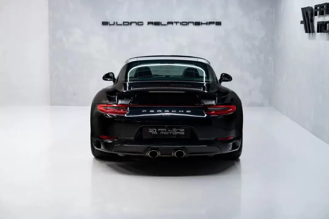 Porsche 911 2017 - 139950 EUR, 43000 km - 43000km - foto 15 de 50