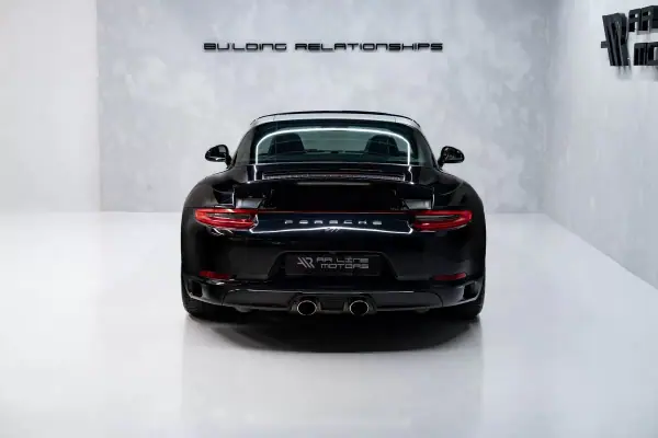Porsche 911 2017 - 139950 EUR, 43000 km - AUTO.MOTO.pt - 43000km - foto 15 de 50