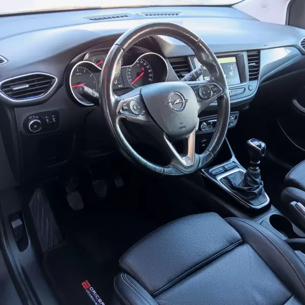 Opel Crossland 2021 - 13500 EUR, 111993 km - AUTO.MOTO.pt - 111993km - foto 10 de 21