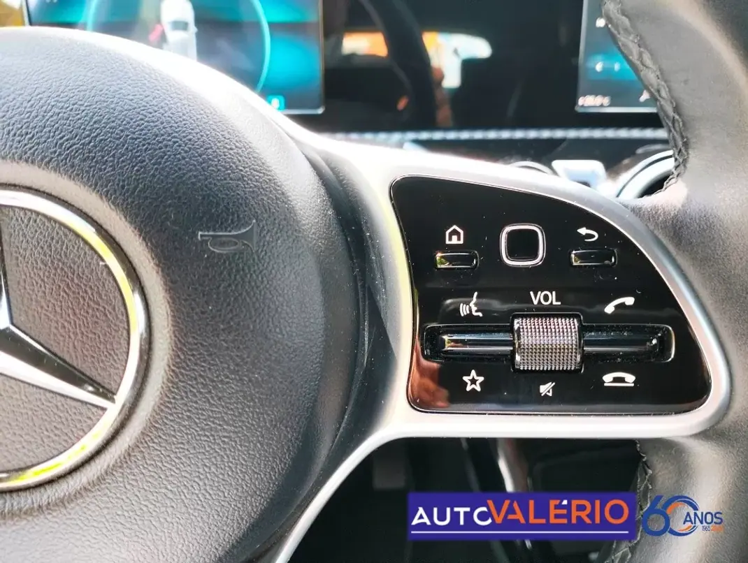 Mercedes-Benz A 180 2020 - 25950 EUR, 10120 km - AUTO.MOTO.pt - 10120km - foto 16 de 36