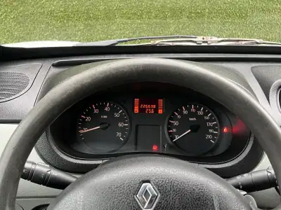 Renault Kangoo 1.5dCi 85cv 2006 - 4200 EUR, 225000 km - AUTO.MOTO.pt - 225000km - foto 11 de 15
