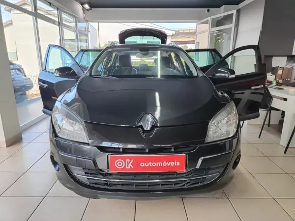 Renault Mégane 2009 - 4500 EUR, 232000 km - 232000km - foto 20 de 36