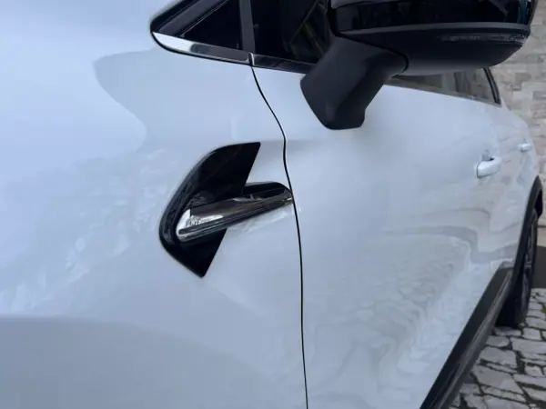 Renault Captur 2023 - 18500 EUR, 103000 km - AUTO.MOTO.pt - 103000km - foto 28 de 48