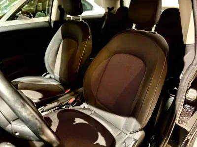 MINI Cooper 2014 - 12500 EUR, 125100 km - AUTO.MOTO.pt - 125100km - foto 6 de 14