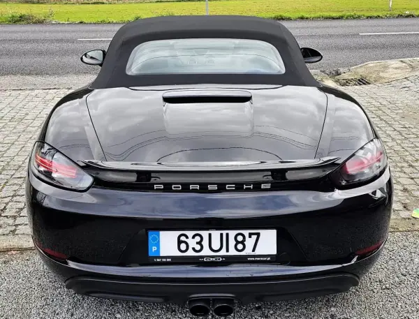 Porsche 718 Boxster 2016 - 64999 EUR, 26000 km - AUTO.MOTO.pt - 26000km - foto 25 de 27