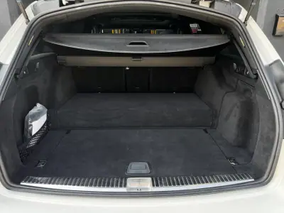 Mercedes-Benz E 300 2019 - 33490 EUR, 105000 km - AUTO.MOTO.pt - 105000km - foto 34 de 46
