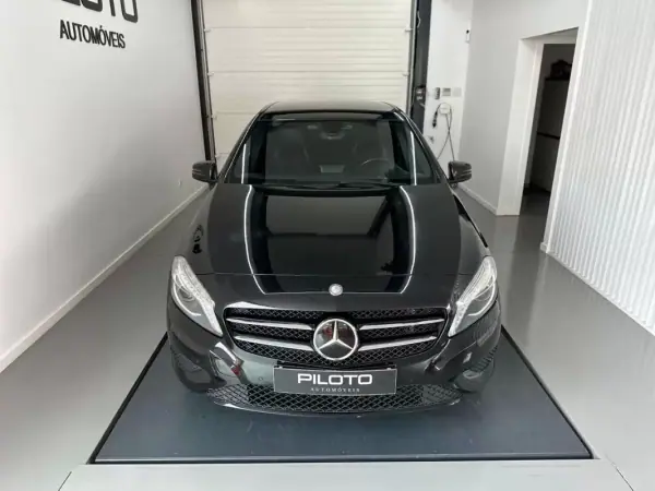 Mercedes-Benz A 180 2013 - 13490 EUR, 211541 km - AUTO.MOTO.pt - 211541km - foto 3 de 23